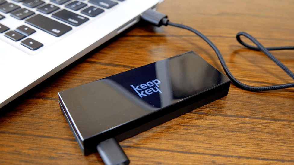Is the KeepKey Wallet Compatible With an iPhone?