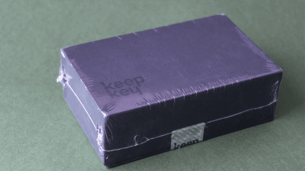 Is the KeepKey Wallet Compatible With an iPhone?